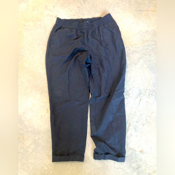 Chicos black silky poly cuffed pants. Size 2.5 - Picture 1 of 3